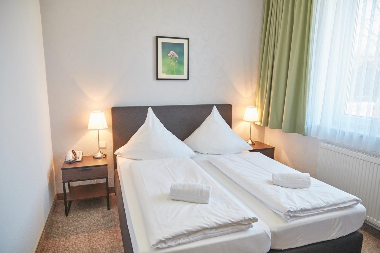 Bernstein Acamed Resort Nienburg  Eksteriør bilde